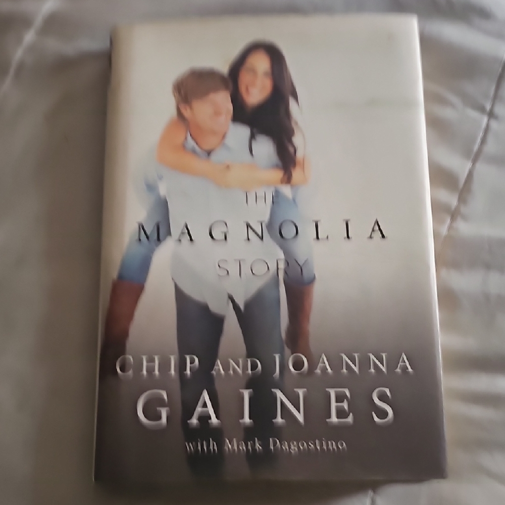 The Magnolia Story by Chip and Joanna Gaines - White and Gray Cover